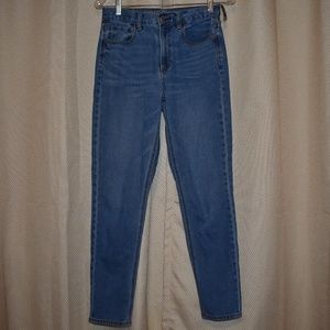 American Eagle- mom jean